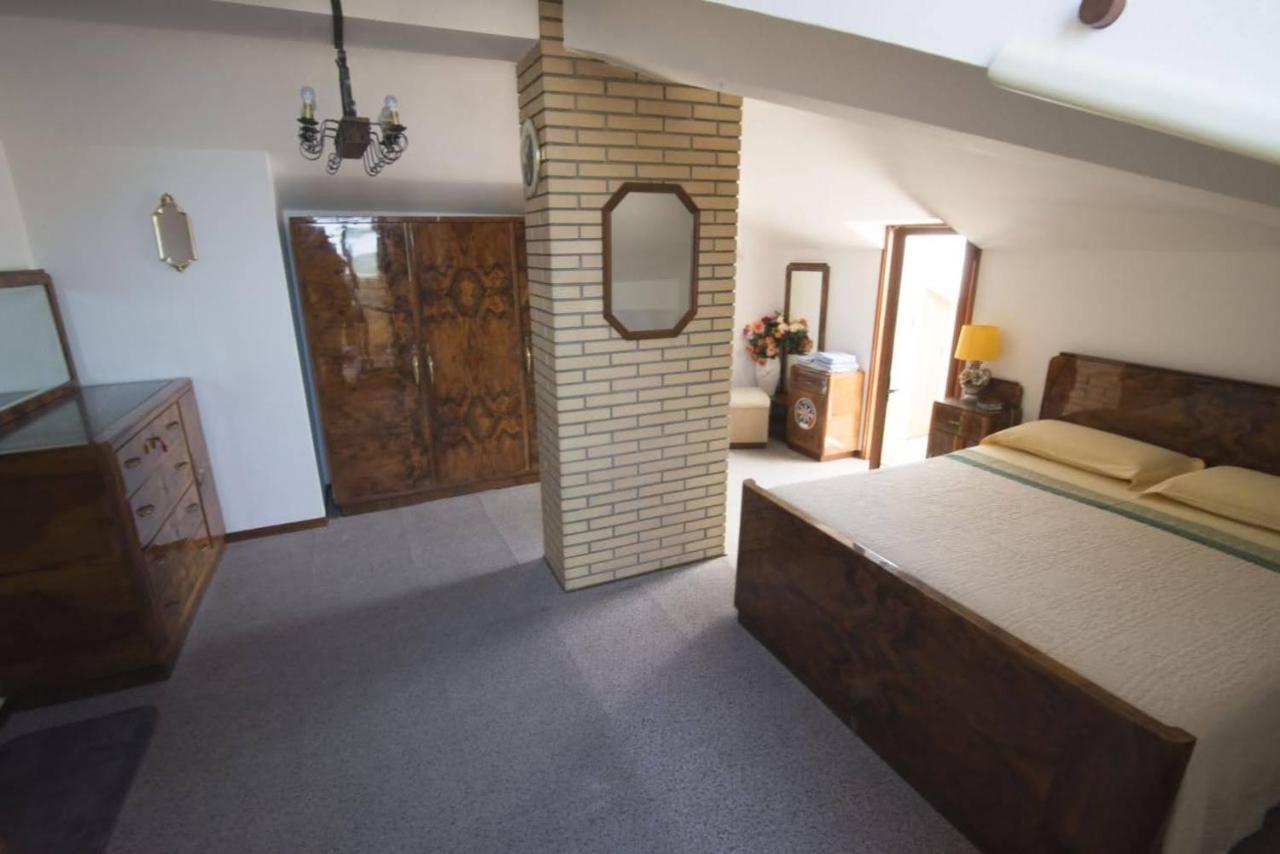 Ca La Terrazza - Dentro Il Borgo Storico Bed & Breakfast