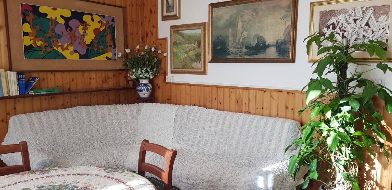 Ca La Terrazza - Dentro Il Borgo Storico Bed & Breakfast Gradara