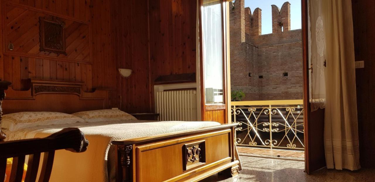 Ca La Terrazza - Dentro Il Borgo Storico Gradara